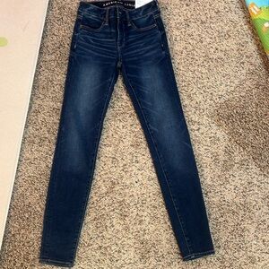Never Worn! New WITH TAGS!! American Eagle The Dream Jean Jeggings size 00